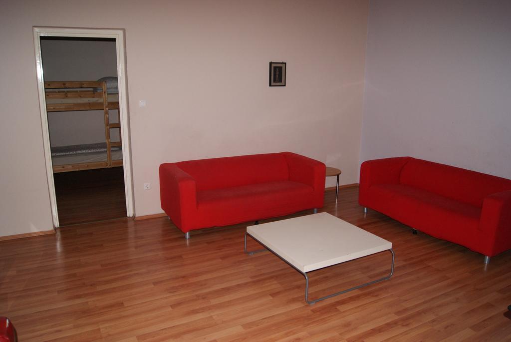 Happy Hostel Budapeşte Dış mekan fotoğraf