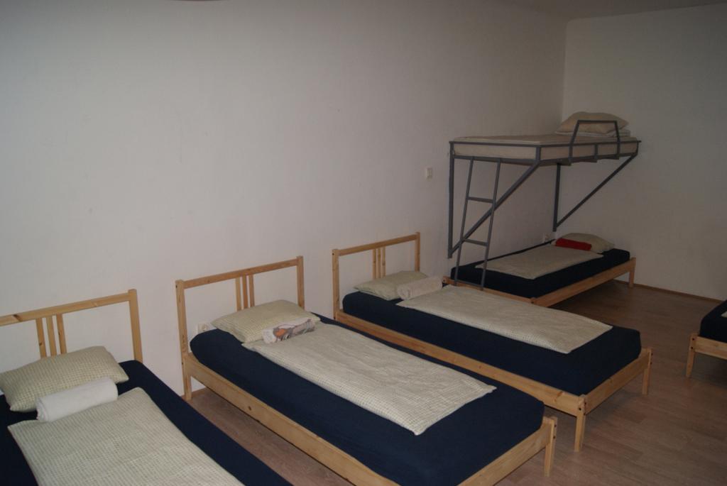 Happy Hostel Budapeşte Dış mekan fotoğraf