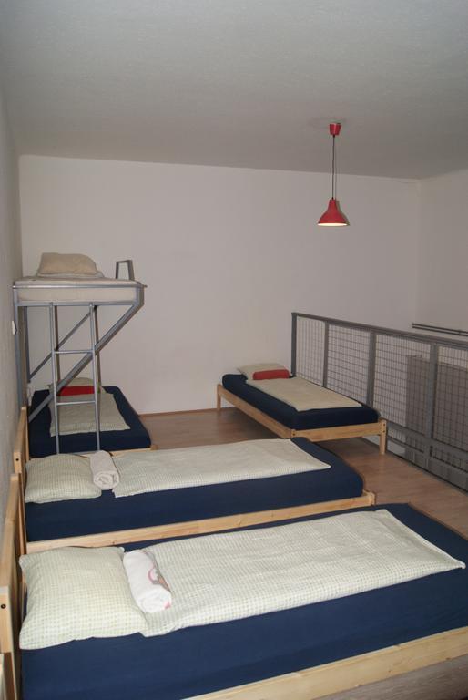 Happy Hostel Budapeşte Dış mekan fotoğraf