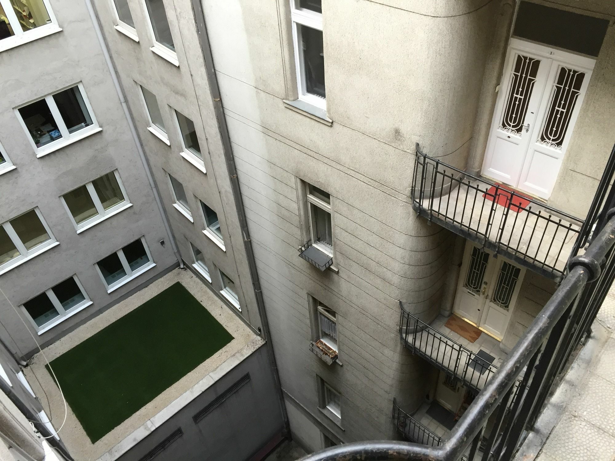 Happy Hostel Budapeşte Dış mekan fotoğraf